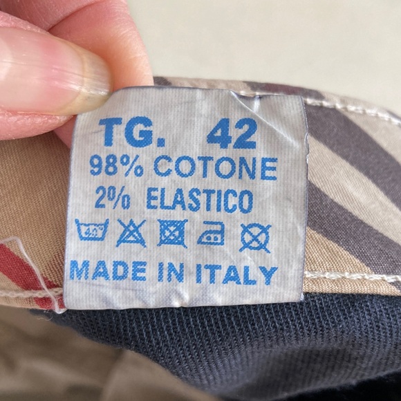 Burberry Light Beige Khaki Pants - Picture 6 of 13